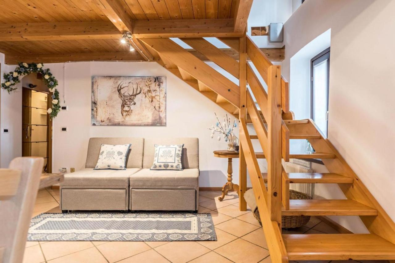 Loft Della Perpetua Di Casa Bernardi, Fuga Romantica Petfriendly Montagnaga  Eksteriør billede