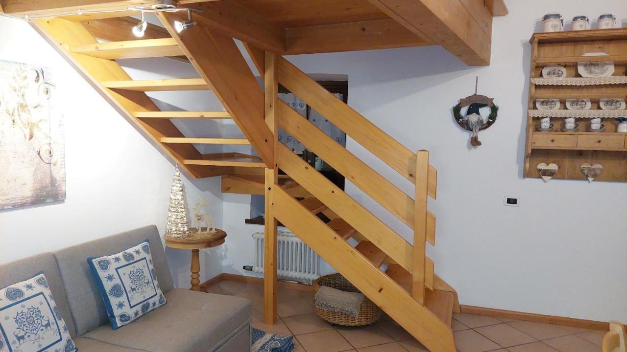 Loft Della Perpetua Di Casa Bernardi, Fuga Romantica Petfriendly Montagnaga  Eksteriør billede