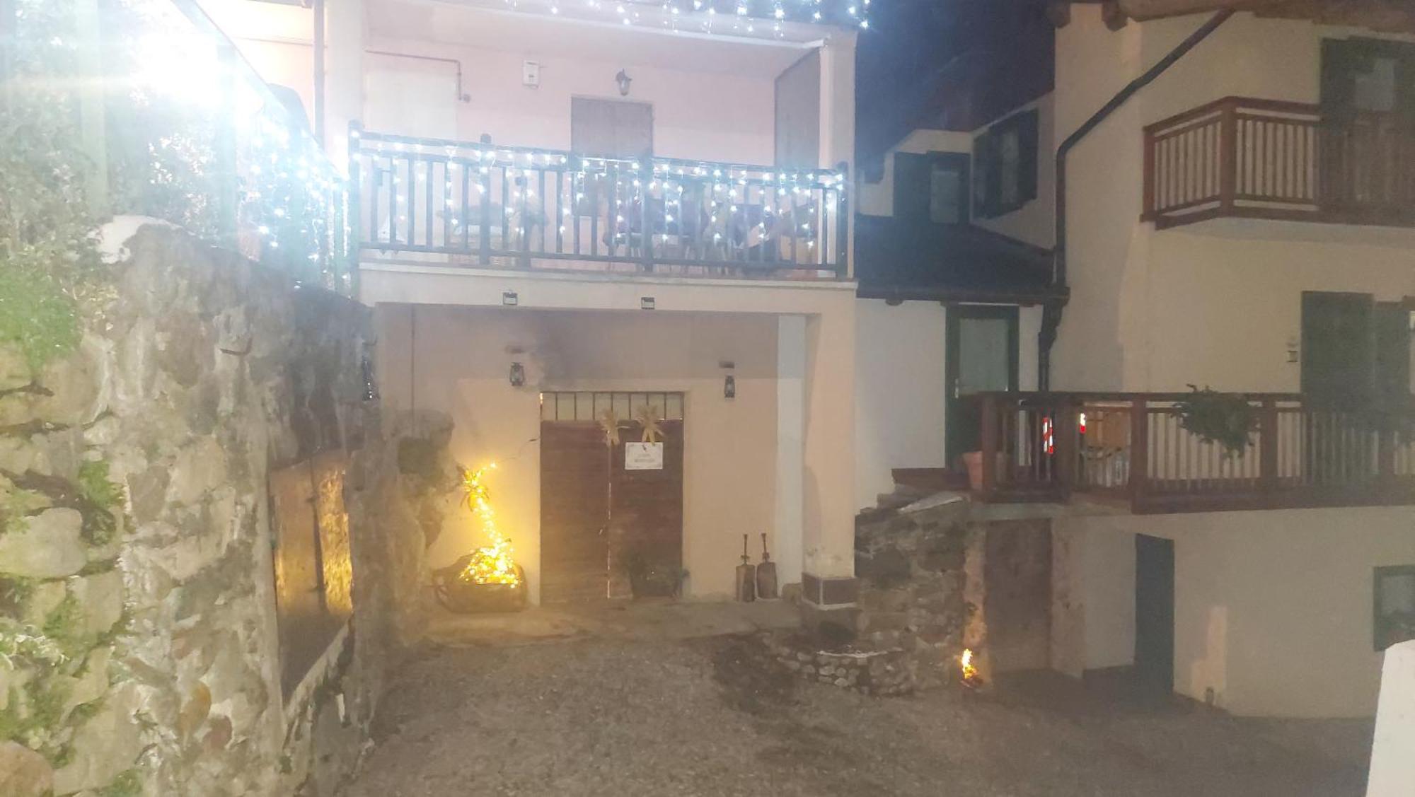 Loft Della Perpetua Di Casa Bernardi, Fuga Romantica Petfriendly Montagnaga  Eksteriør billede